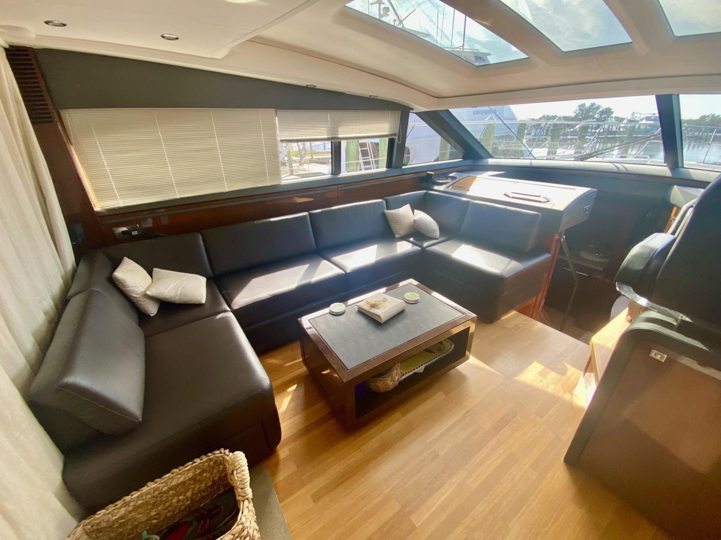 2012 Princess V62 - Dominion - Salon
