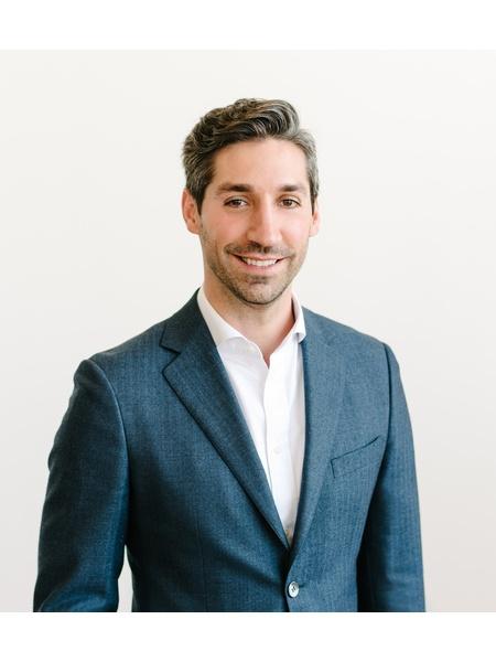 Jason DeLuca | Nest Seekers