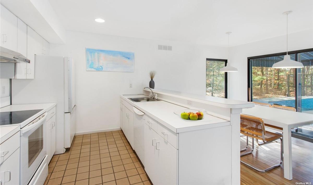 Chefs Kitchen
