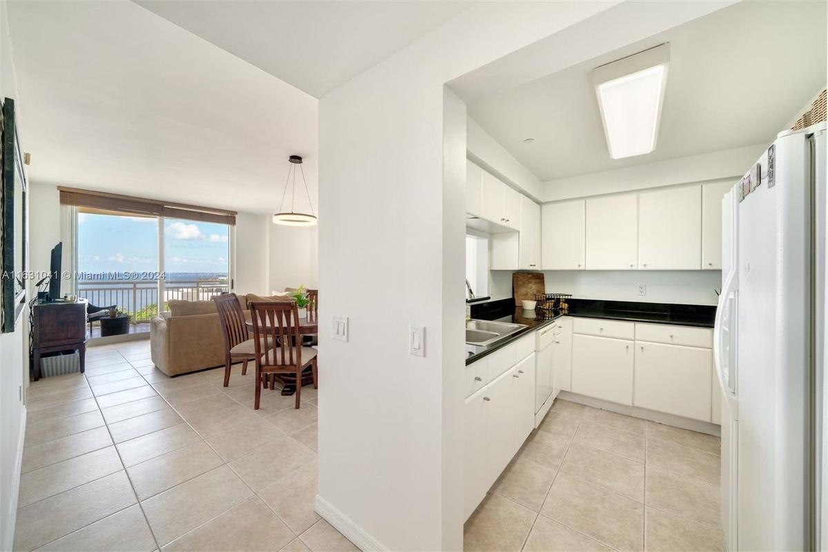 VIEWS Right From Foyer Entry