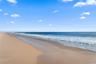 Within minutes to world-renowned beaches