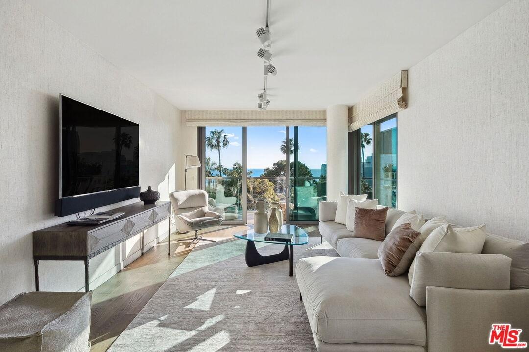 Living Room | Ocean View Balco