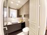bathroom suite 2