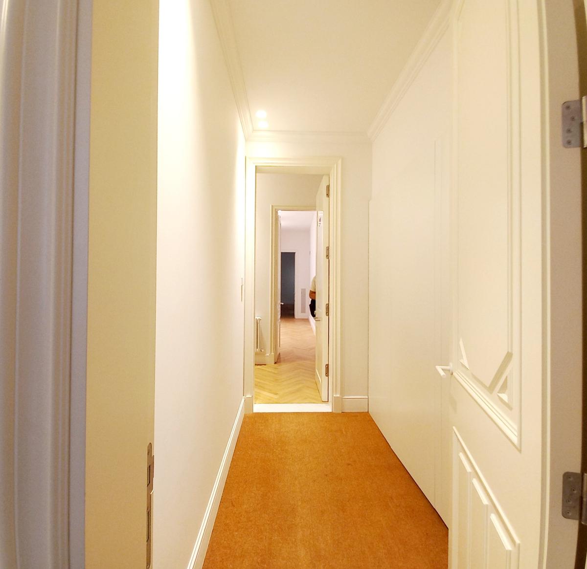 entrance apartment