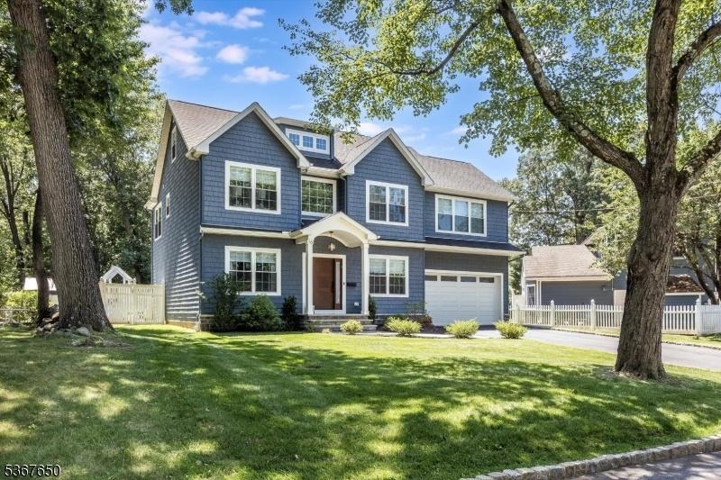 Modern Curb Appeal