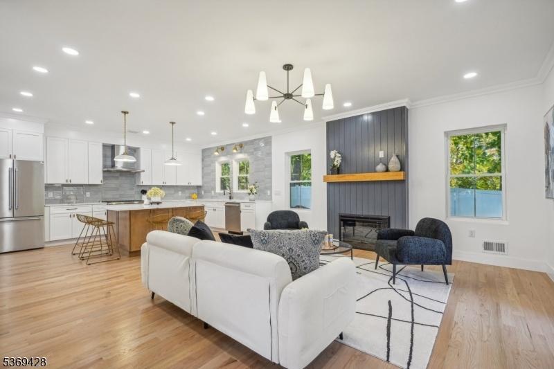 Family room-4