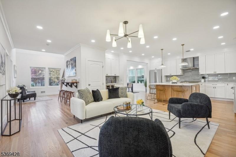 Family room-5
