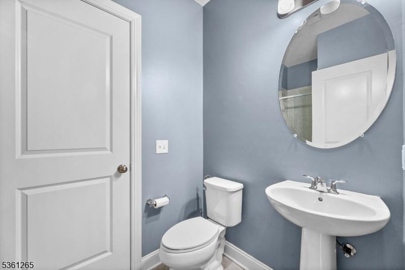 1st floor bed w/full bath