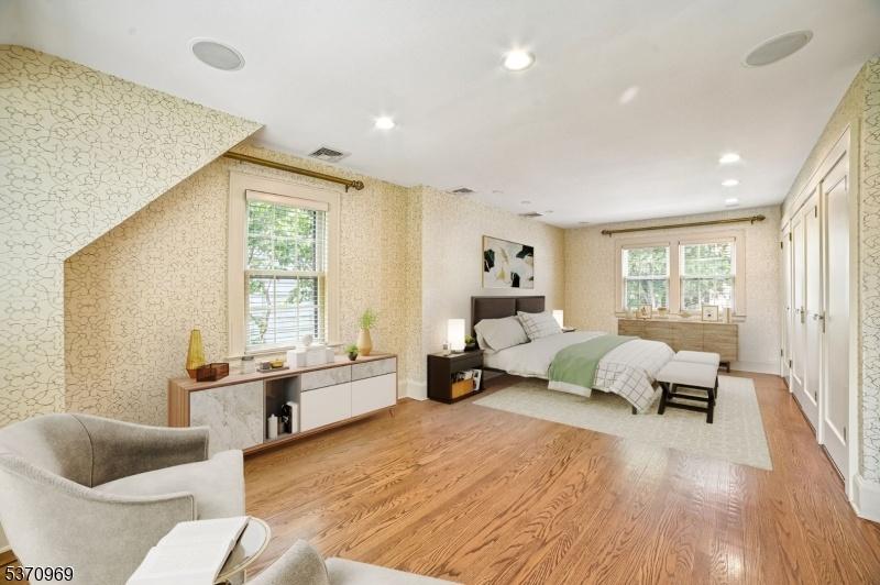 Primary Bedroom Sitting Area