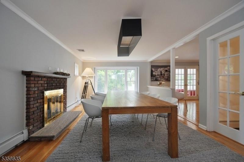 Dining Room/wood burning FP