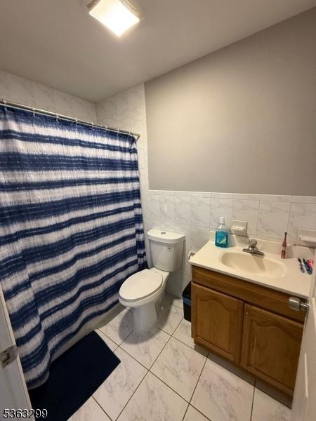 Bathroom 2nd floor primary