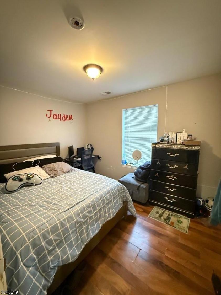 Bedroom 2nd fl