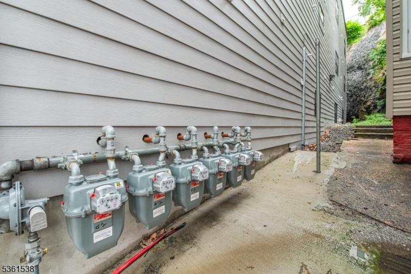 Gas meters