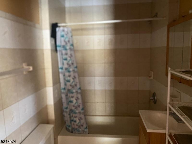 3rd Fl. Bathroom
