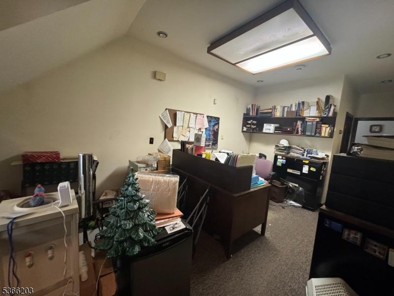 1st Fl Office
