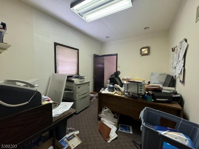 1st Fl Office