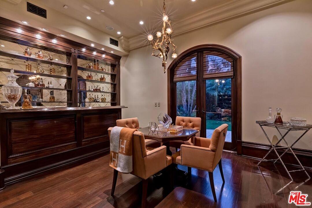 Bar Room/Study