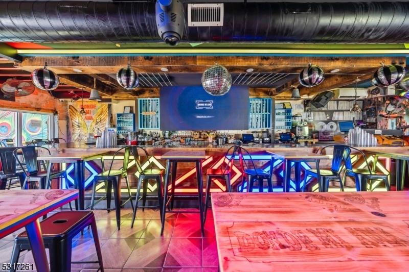 Restaurant Dining room