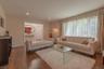 Expansive Livingroom