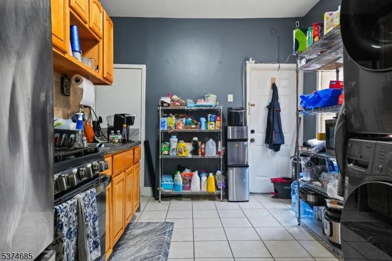 Unit 1 Kitchen