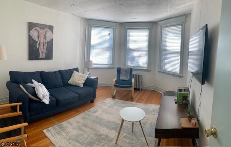 Unit 1 livingroom