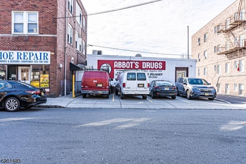 Parking for Stores