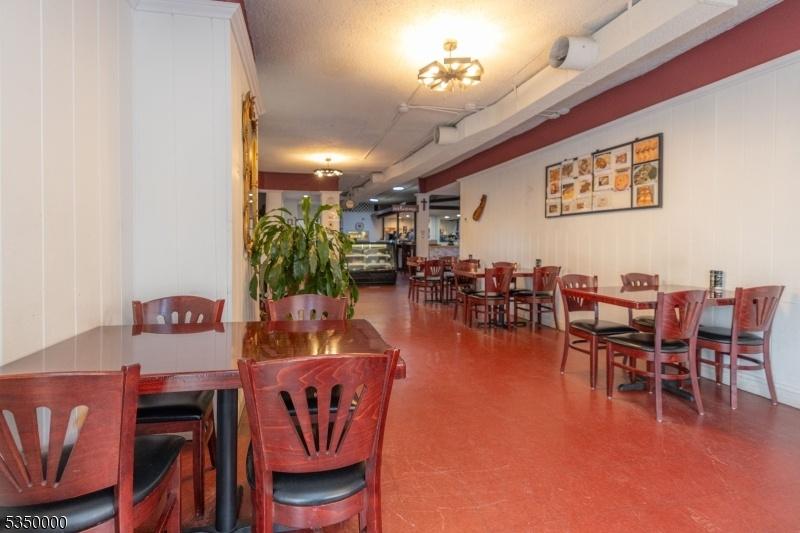 Dining 2