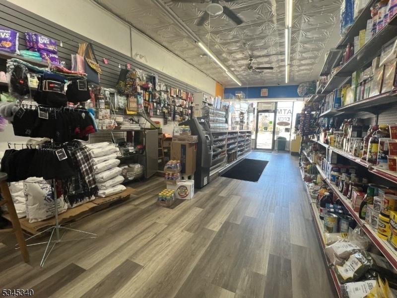 AMAZING STORE!