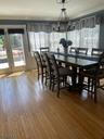 Light & airy dining room