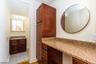 Bathroom / first floor
