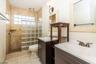 Bathroom / first floor