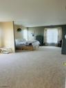EXPANSIVE PRIMARY SUITE