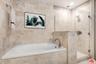 Luxurious bath soaking tub