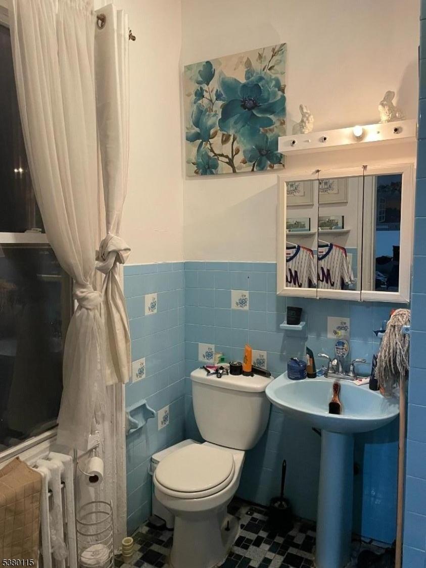 apt #5 bath