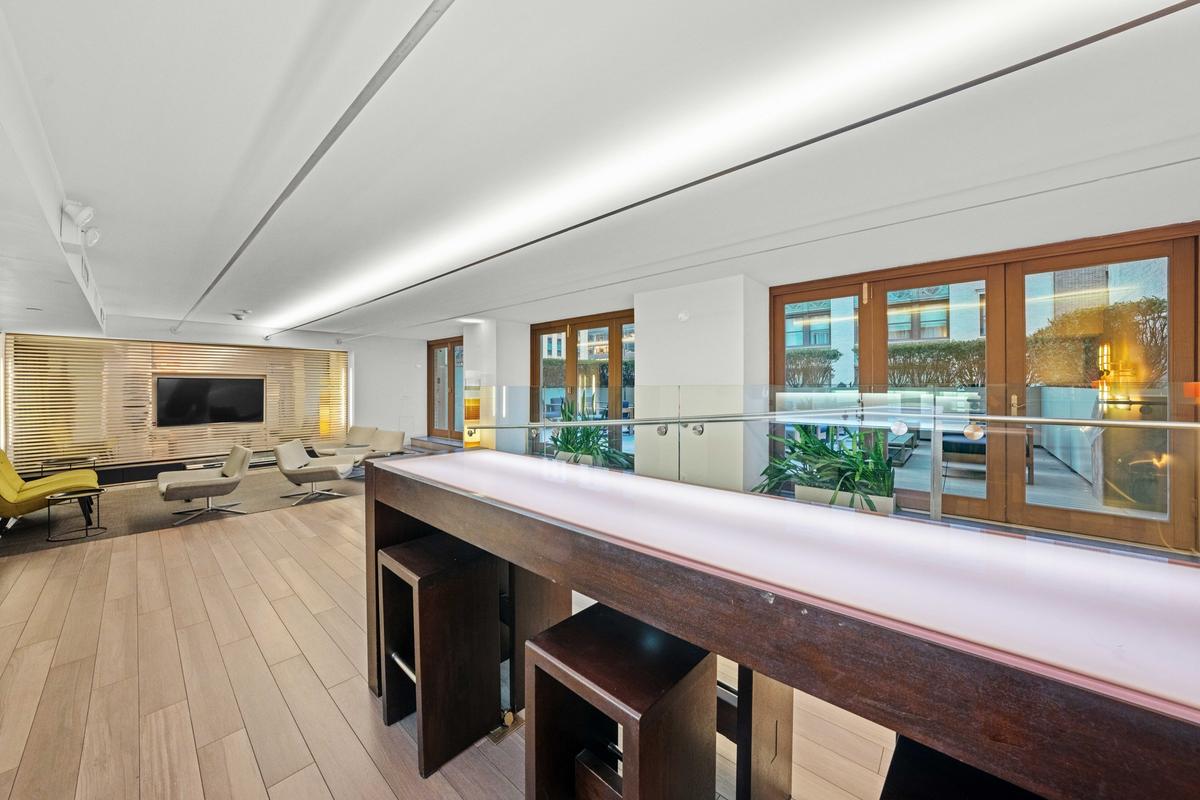 Residents Lounge 