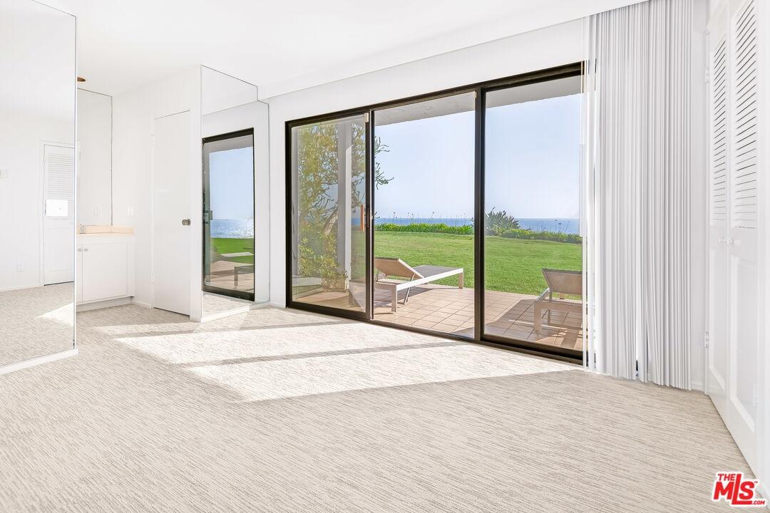 Downstairs Bedroom 1