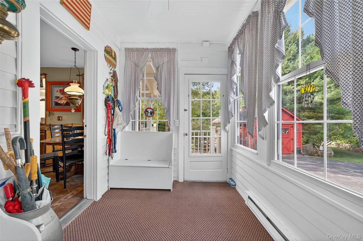 Side Door with Sunroom