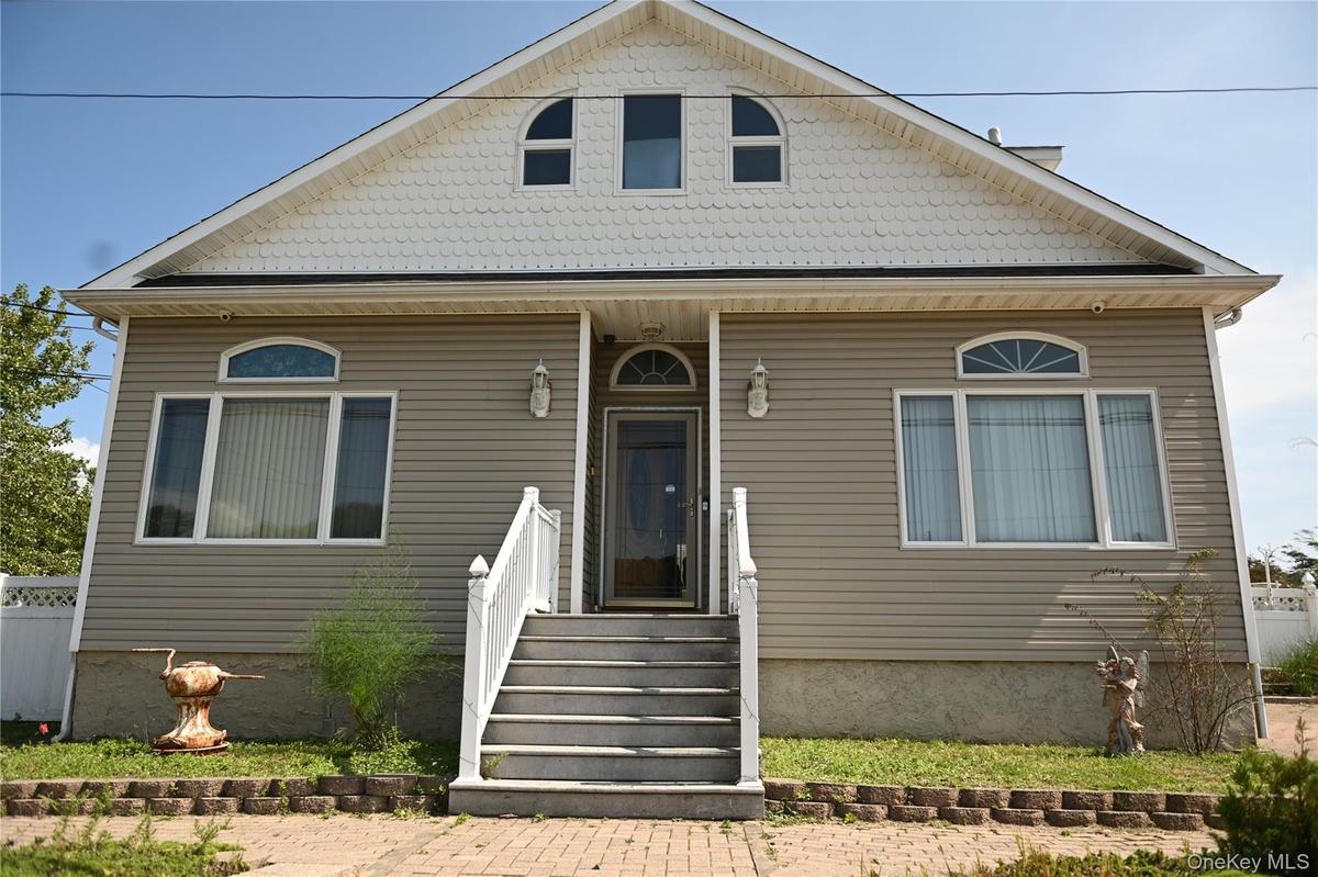 View of bungalow-style home
