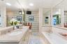 Guest Bedroom en-suite bath