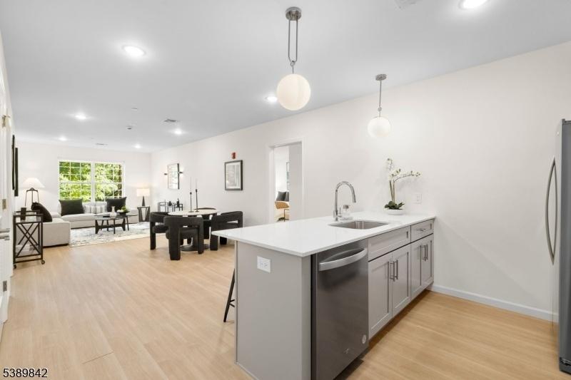 Living+ kitchen