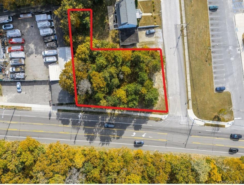 Aerial view of property's location with property parcel outlined