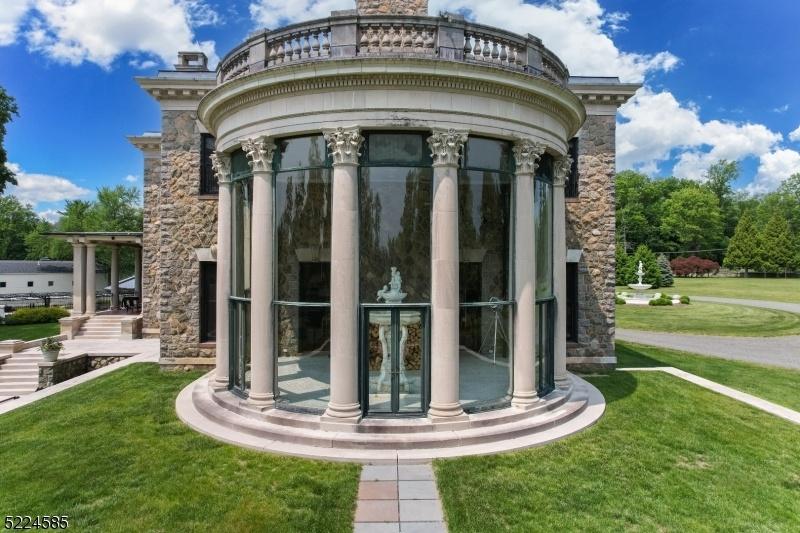 Solarium detail