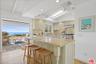 Breakfast counter/ study bar/i