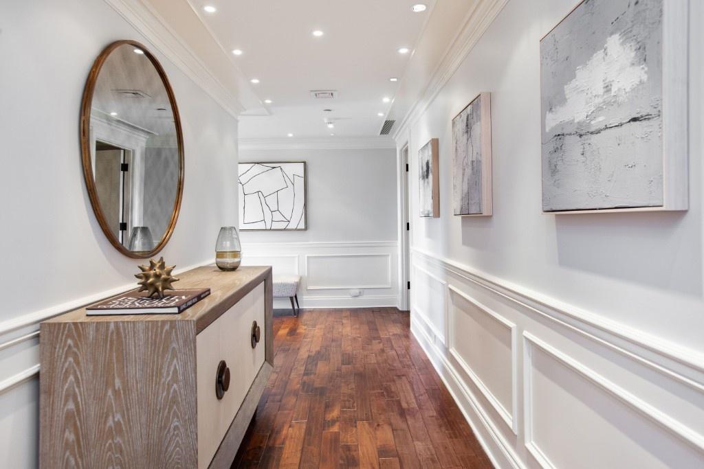 ENTRY FOYER