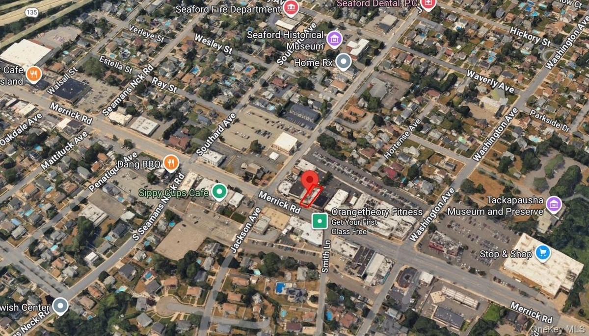 Aerial map of property and surrounding area