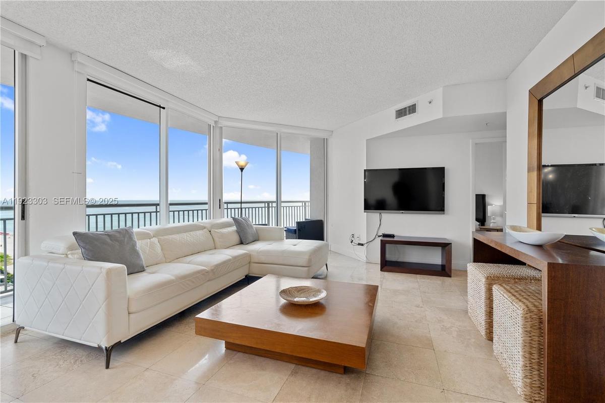 Corner ocean view.