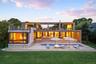 470 Lloyds Ln, Mattituck