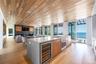 470 Lloyds Ln, Mattituck
