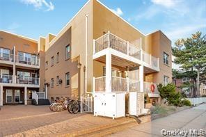 View of apartment building / complex