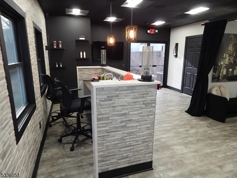 Salon